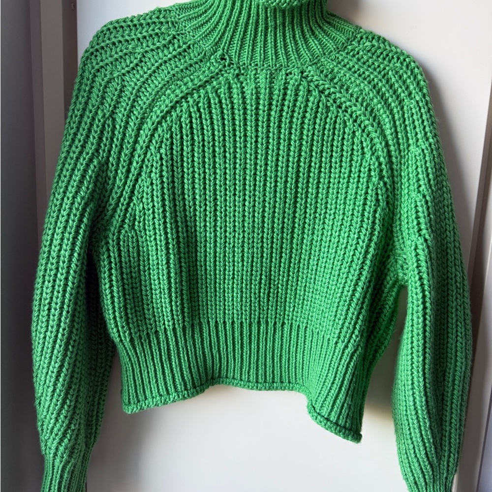 H&M Green Chunky Knit Turtleneck Sweater